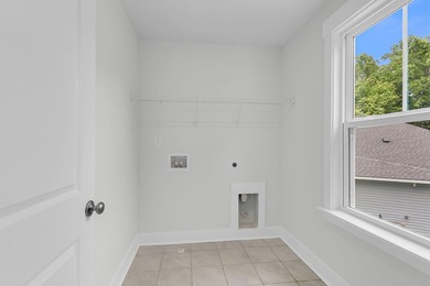 Welcome home to 1552 N. Avalon Circle! Classic Lowcountry Living - photo 21