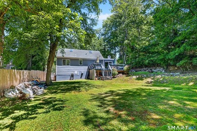 Charming and well-maintained 2-bedroom, 1-bath Cape situated on - photo 29