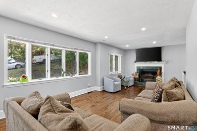 Charming and well-maintained 2-bedroom, 1-bath Cape situated on - photo 35