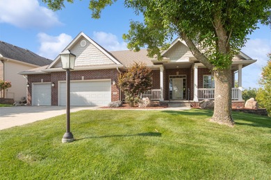 (private lake, pond, creek) Townhome/Townhouse Sale Pending in Urbandale Iowa