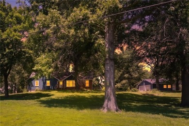 Lake Concord Home For Sale in Plattsburg Missouri