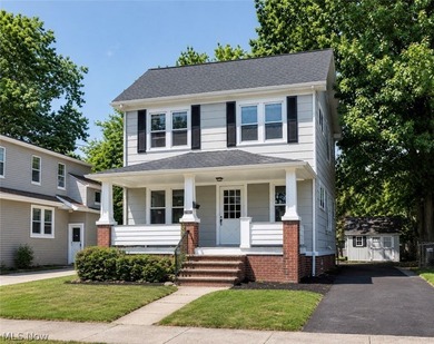 Welcome to this beautifully remodeled Colonial in the heart of - photo 2