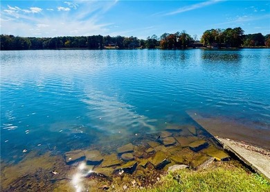 NESTLED WITHIN AN ESTABLISHED RESIDENTIAL COMMUNITY, THIS 1.84 - photo 7