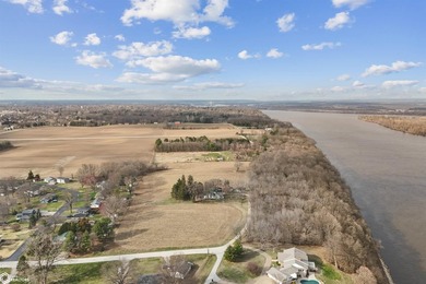 Beautiful wooded lot to build your absolute dream home - photo 2