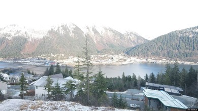 Discover one of Juneau's most exceptional building opportunities - photo 3