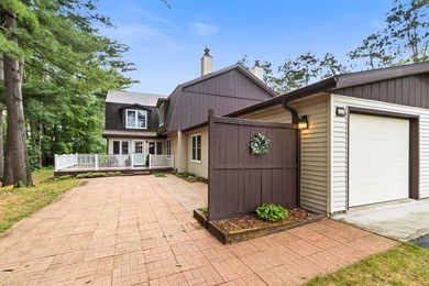 An outdoor oasis you won't expect! Nestled in desirable Saddle - photo 2