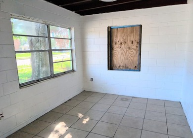 Unlock the potential of this 3-bedroom, 2.5-bath single-family - photo 13
