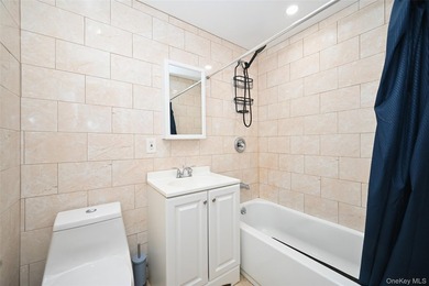 Brick attached multi-level home in the heart of Bayside offering - photo 14