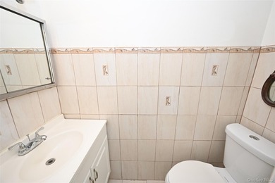 Brick attached multi-level home in the heart of Bayside offering - photo 15
