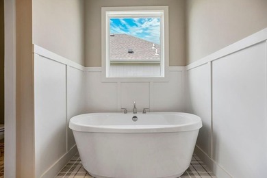 SILVER AWARD WINNER - PICK OF THE PARADE - PARADE OF HOMES FALL - photo 21