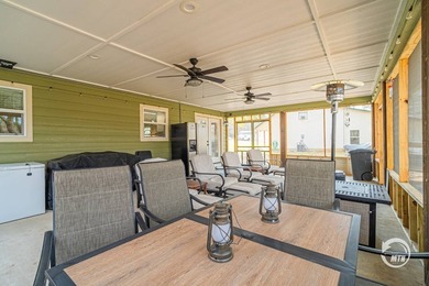 Escape to your own slice of waterfront paradise on Toledo Bend! - photo 31