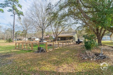 Escape to your own slice of waterfront paradise on Toledo Bend! - photo 37