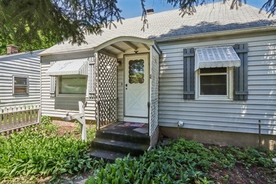 Welcome Home! A great move-in-ready starter home or investment - photo 7