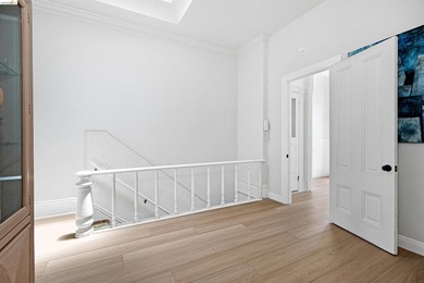 Experience timeless San Francisco living in this exceptional 2 - photo 11