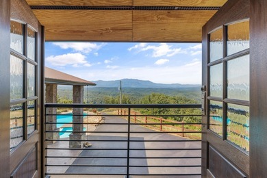 This luxurious, one-of-a-kind estate offers a multi-million - photo 16