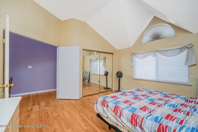 Welcome to 17 Sable Loop, a beautifully renovated 2 bedroom - photo 17