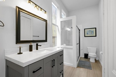 Experience timeless San Francisco living in this exceptional 2 - photo 22