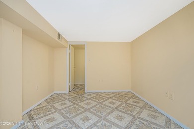 Welcome to 17 Sable Loop, a beautifully renovated 2 bedroom - photo 25