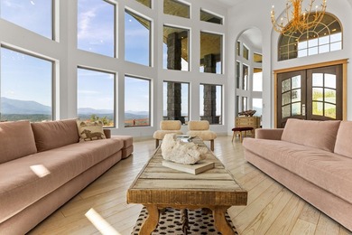 This luxurious, one-of-a-kind estate offers a multi-million - photo 26