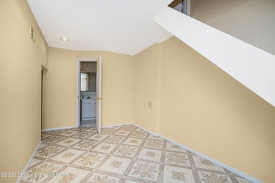 Welcome to 17 Sable Loop, a beautifully renovated 2 bedroom - photo 27