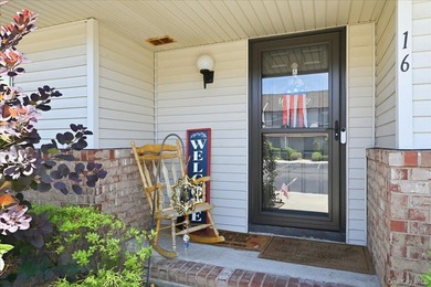 Welcome to Willow Wood, where comfort, convenience, and - photo 3