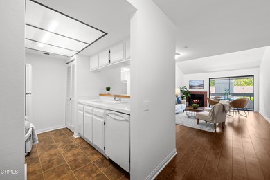 Great Location - Top Floor, End Unit, Single level with