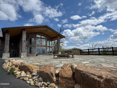 This luxurious, one-of-a-kind estate offers a multi-million - photo 39