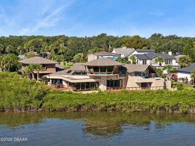 Experience the pinnacle of coastal luxury living in this - photo 4