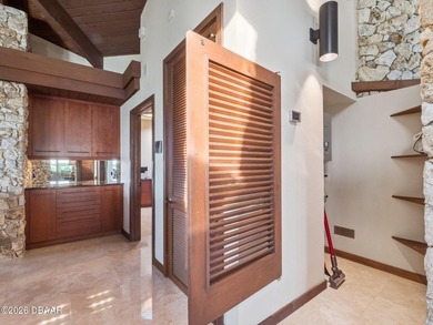 Experience the pinnacle of coastal luxury living in this - photo 8
