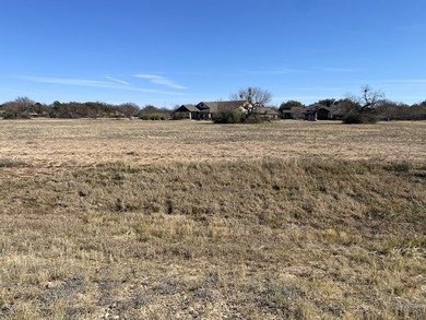 LOCATION, LOCATION, LOCATION!!! This centrally located, prime - photo 4