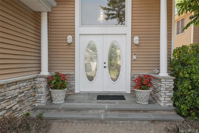 Come Live A Lifestyle in this very Desirable 24/7 Gated Golf - photo 1