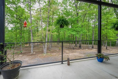 Discover your own private retreat in the heart of the Ouachita - photo 4