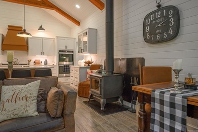 Discover your own private retreat in the heart of the Ouachita - photo 7