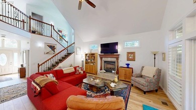 Coastal Luxury with Deeded Beach Access. Experience exceptional - photo 4