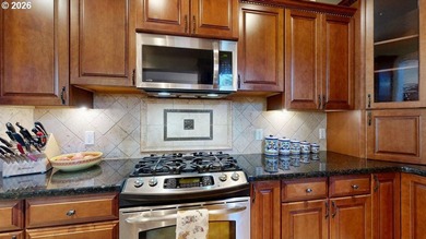 Coastal Luxury with Deeded Beach Access. Experience exceptional - photo 9
