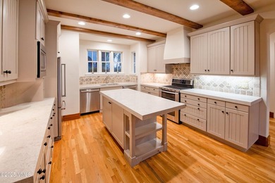This uniquely situated Cordillera Kensington 5-bedroom,6 bath - photo 12