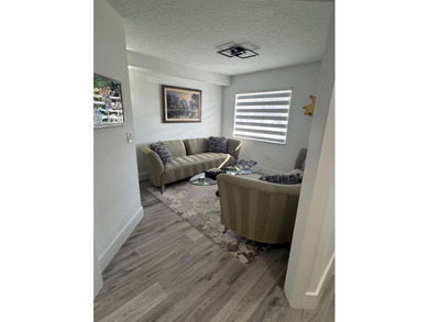 This top-of-the-line designer decorated 2-bedroom-plus-den - photo 15