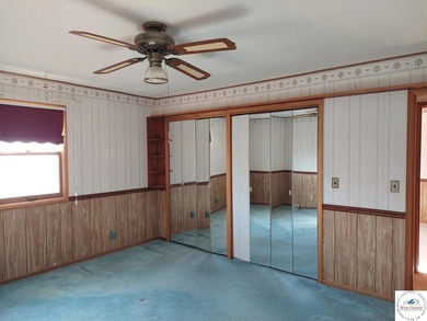 Located within the City Limits of Warsaw, MO and yet just - photo 18