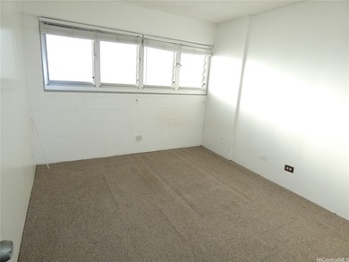 Additional listing photo 3
