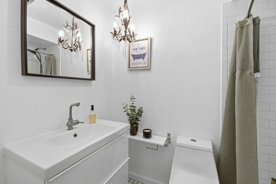 Turnkey 2-bed, 2-bath townhome in Boulder Creek! Thoughtfully - photo 25