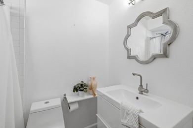 Turnkey 2-bed, 2-bath townhome in Boulder Creek! Thoughtfully - photo 29
