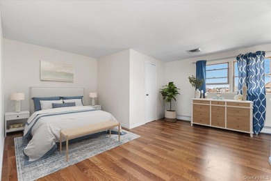 Wake up each morning to sweeping, unobstructed water views and - photo 30