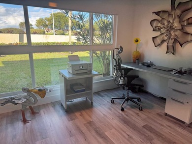This top-of-the-line designer decorated 2-bedroom-plus-den - photo 32