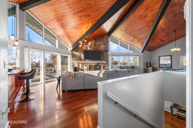 Prepare to fall in love with this stunning, one-of-a-kind custom - photo 33