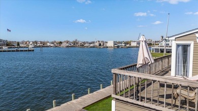 Wake up each morning to sweeping, unobstructed water views and - photo 38