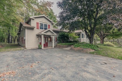 Lake Home For Sale in Galway, New York