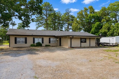 QUAX Waterfowl Property is a turnkey 70.44+/- acre recreational - photo 1
