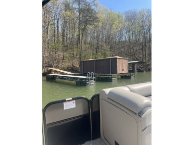 Lake Lanier Lot For Sale in Gainesville Georgia