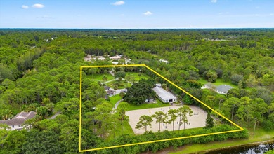 (private lake, pond, coastal) Home For Sale in The Acreage Florida