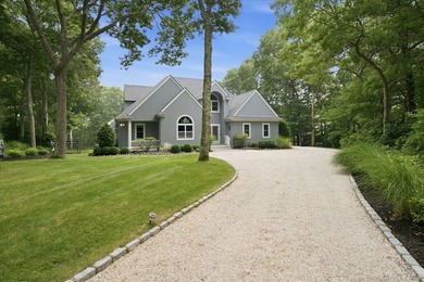 New to the market - Move-in condition - exceptional opportunity! - photo 1